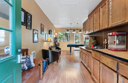 Washougal House | 3 Bedroom House At The Falls With Hot Tub and Sauna