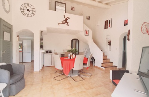 Cala Rossa Villa | 3-bedroom house, private pool, 550m walk to Cala Rossa beaches