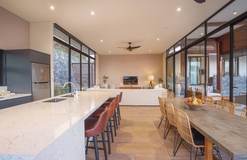 Selong Belanak Villa | 3-Bedroom Luxury Pool Villa, Selong Belanak Ocean View, Selong Selo Resort