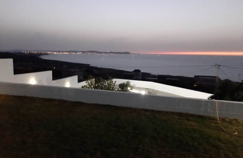 Aousja House | 3 bedroom private vacation home in metline