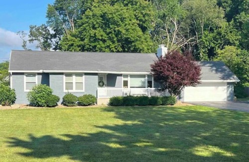 Warren House | 3 Bedroom Ranch Right Next to The Grand Resort