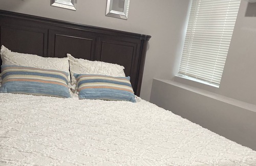 Upper South Providence Apartment | 3 Bedrooms APT