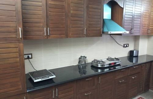 Mashobra Apartment | 3 BHK, Luxurious Homestay Apartment with Secure Parking