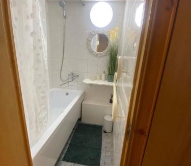 Mazeikiai Apartment | 3 kambarių butas pirmame aukšte