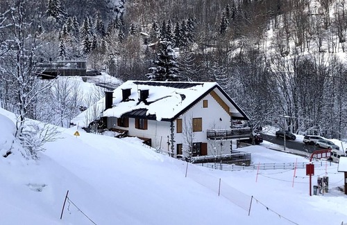 Limone Piemonte House | 3 Limone Hut White Reserve Ski-in Ski-out Morel chairlift