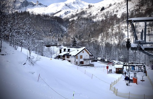 Limone Piemonte House | 3 Limone Hut White Reserve Ski-in Ski-out Morel chairlift