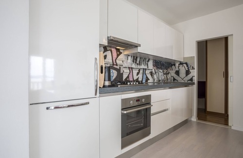 Mimice Apartment | 3 m to the beach .