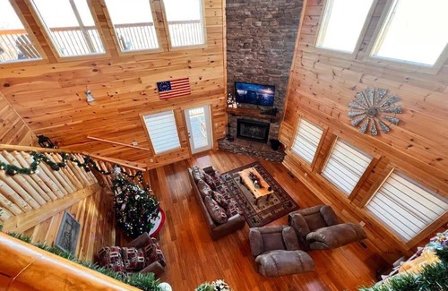 Chalet Village North House | * 3 Master BR, Views, Theater, Arcade, Pinball