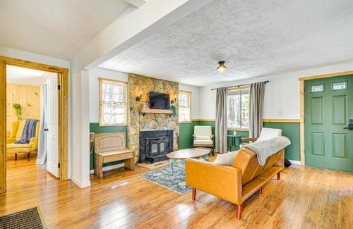 Stokes House | 3 Mi to Hanging Rock State Park Outdoor Haven!