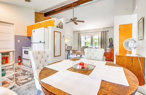 Lansing House | 3 Mi to Michigan State: Duplex w/Patio in Lansing