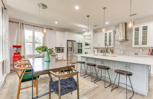 Bearss Plaza House | 3 Mi to USF Dog-Friendly Home with Large Yard