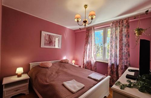 Rakowiec Apartment | 3 pokoje koło Parku przy Żwirki