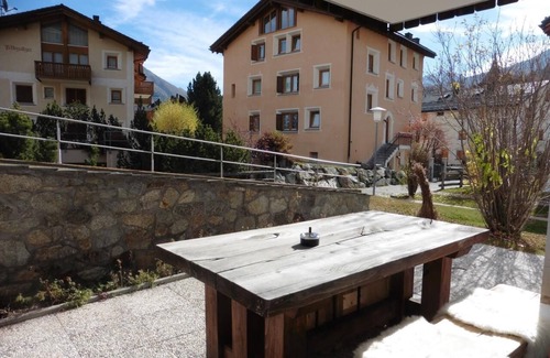 Celerina-Schlarigna Apartment | 3-room apartment on the ground floor, about 90 m2.