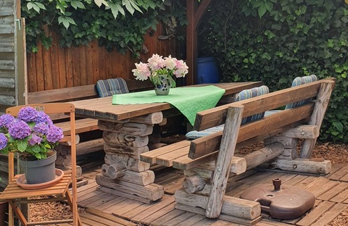 Nuedlingen Apartment | 3 room apartment in the Rhön/near Bad Kissingen. Quiet location! Lots of nature!