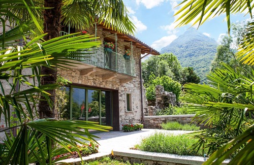 Mergozzo House | 3-room rustico with approx. 1,400 m² plot of land