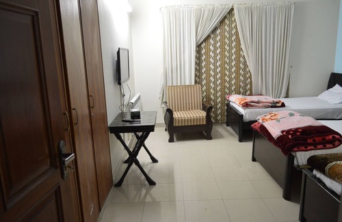 Islamabad House | 3 single bed with extra mattress