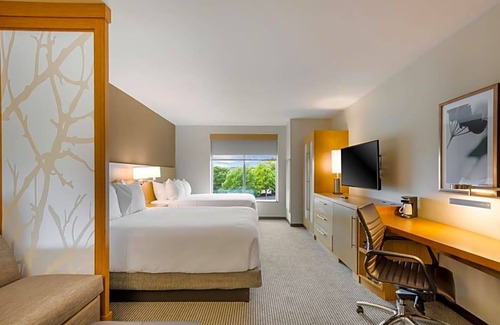 Coliseum Central Hotel | 3-Star Hotel ∙ Hyatt Place Hampton Convention Center