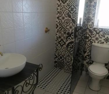 Newton Park House | 30 on Lucas