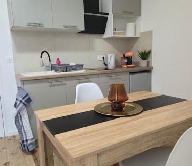 Plaine des Bouchers Apartment | 304 - Studio avec terrasse refait à neuf