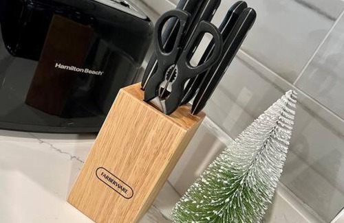 Logan Square Apartment | 308 Cozy and warm King Bed APT in center city