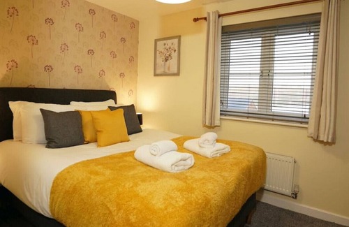 Bletchley House | 30Arran Way 2 bedroom · Lovely House in quite residential area