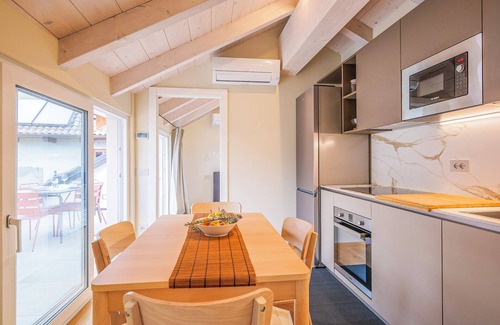 Miasino Apartment | 3½-room apartment over 2 levels with air conditioning and roof terrace