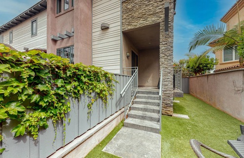 Carlsbad Village Condo | 329 Oak Ave Gorgeous condo blocks from the beach with fireplace, balcony, central AC, & W/D