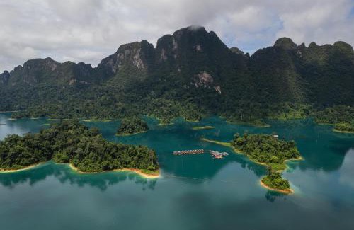 Ban Ta Khun Resort | 360 issara Floating Resort