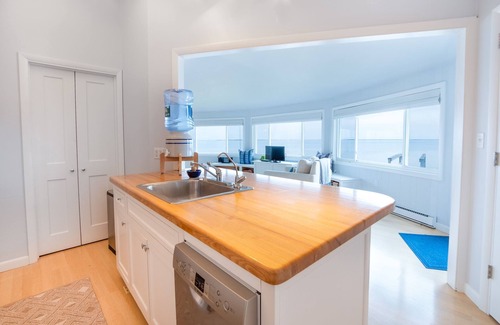 Pocomo House | 360 Waterfront Views with Private Beach in Pocomo!