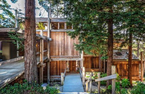 Del Monte Forest House | 3771 Serenity in the Woods home