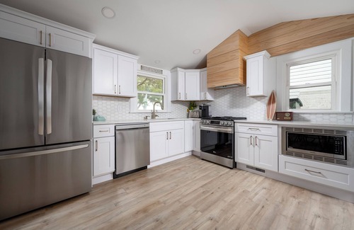 Slaughter Beach House | 395 Bay Avenue Slaughter Beach Front