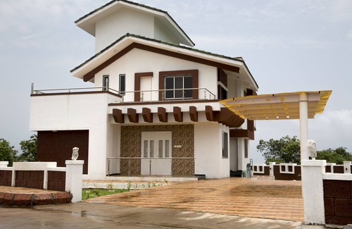 Anjarle Villa | 3BHK Villa with Amazing Sea View for Big Group