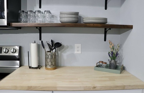 Palmer House | 3BR Home Sleeping 6 Near Downtown Palmer With Mountain Views