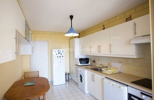 Mandelieu-la-Napoule Beach Apartment | 3p29 Bel Appartement 3 Pièces vue mer