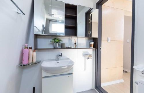 Daeheung-dong Apartment | 3R+2Baths/Ewha/Sogang/near Shinchon & Hongdae