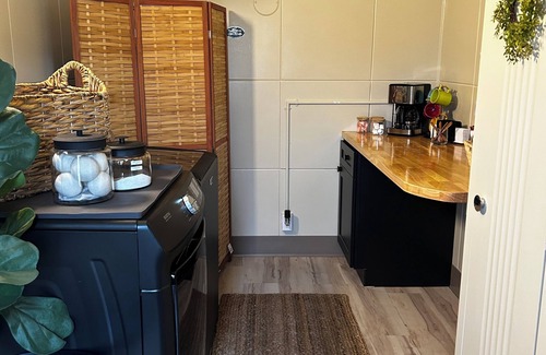 Middlesboro House | 4.6 miles from LMU. Cozy 2-bedroom Lustron home located in Middlesboro, Ky,