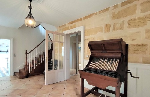 Saint-Sulpice-de-Faleyrens House | 4* accommodation: Logis du Cardinal near Saint-Emilion