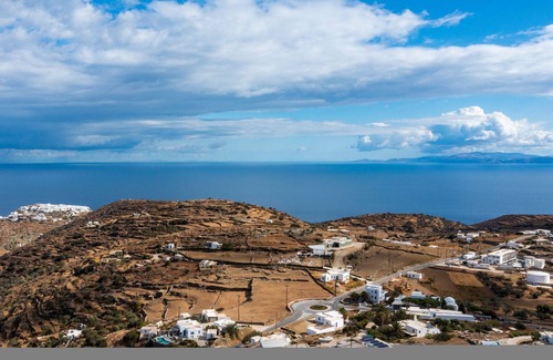 Platis Gialos House | 4 bdrm Villa Vrissi Sifnos