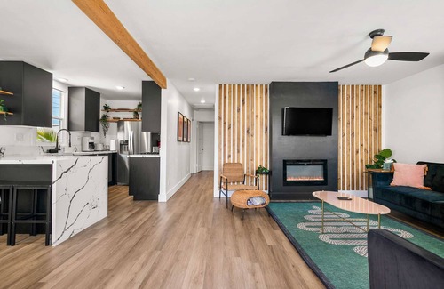 Normal Heights House | 4 Bed-Hot Tub-Fire Pit-Lush Backyard