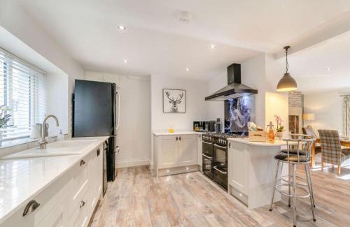 Allendale House | 4 Bed in Hexham 87458