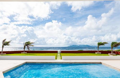 Sandy Hill Villa | 4-Bed Villa Pool Parking