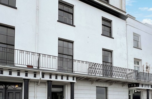 Hele Cottage | 4 bedroom accommodation in Ilfracombe