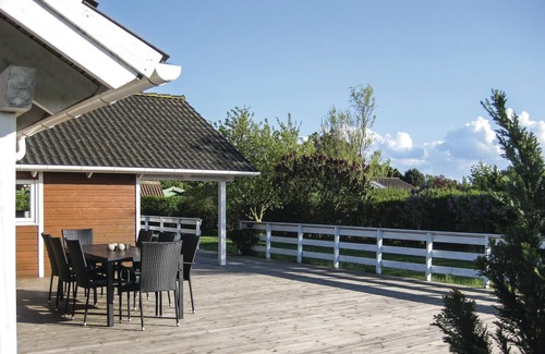 Bog By House | 4 bedroom accommodation in Bogø By