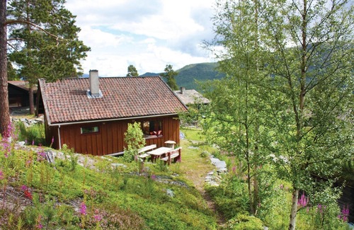 Heidal House | 4 bedroom awesome home in Heidal