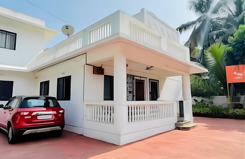 Alibaug House | 4-bedroom bungalow in fabulous Alibag with AC, WiFi, swimming pool and parking