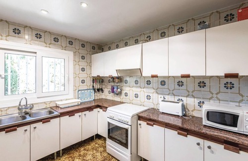 El Roc de Sant Gaieta House | 4 bedroom cozy home in Roda de Berà