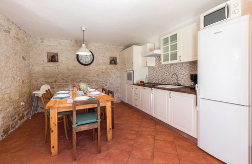 Kringa House | 4 bedroom gorgeous home in Kringa