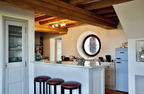 Pomport House | 4-bedroom house in charming Pomport with WiFi, AC. Book your stay now