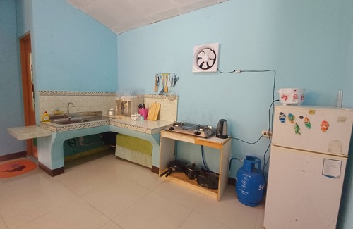 Coron Town Proper House | 4-bedroom house in Coron Palawan with AC