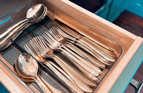 Xenia House | 4-bedroom house in historic downtown Xenia w/WiFi, AC. Book your stay now!